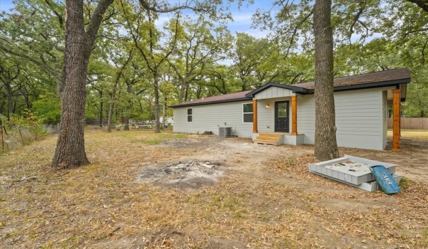 310 Eagle Drive, Gun Barrel City, TX 75156, 3 Habitaciones Habitaciones , ,2 BañosBaños,Residential,En Venta,310 Eagle Drive,20699109