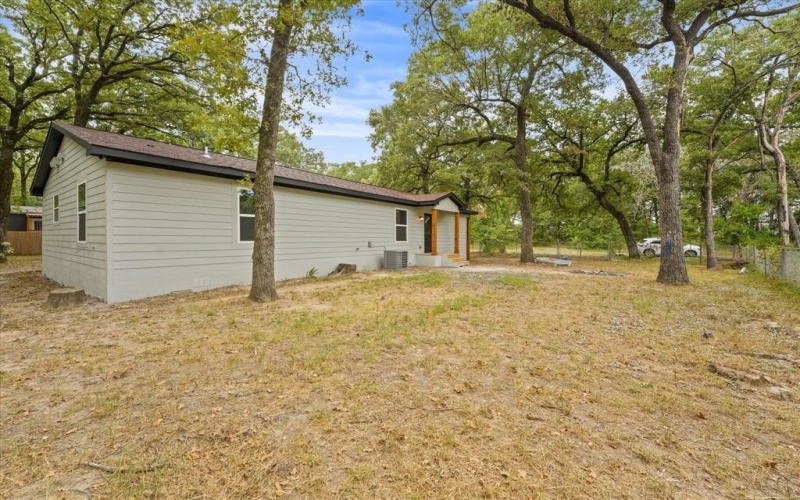 310 Eagle Drive, Gun Barrel City, TX 75156, 3 Habitaciones Habitaciones , ,2 BañosBaños,Residential,En Venta,310 Eagle Drive,20699109