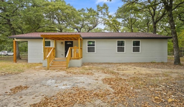 310 Eagle Drive, Gun Barrel City, TX 75156, 3 Habitaciones Habitaciones , ,2 BañosBaños,Residential,En Venta,310 Eagle Drive,20699109