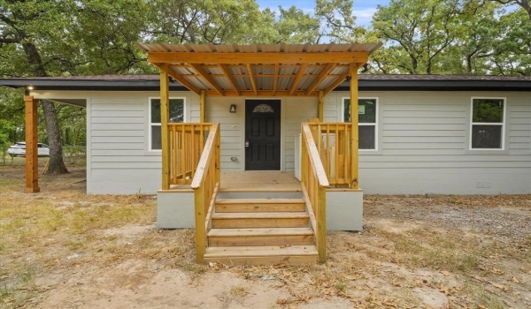 310 Eagle Drive, Gun Barrel City, TX 75156, 3 Habitaciones Habitaciones , ,2 BañosBaños,Residential,En Venta,310 Eagle Drive,20699109