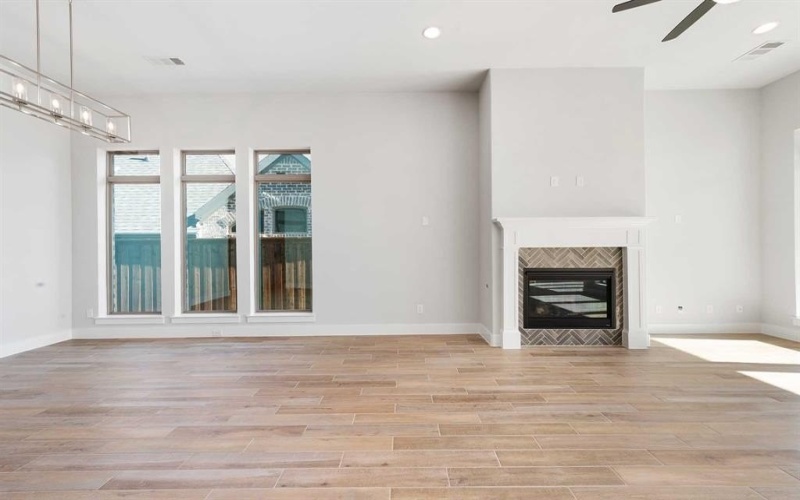 2410 Shane Drive, Midlothian, TX 76065, 4 Bedrooms Bedrooms, ,3 BathroomsBathrooms,Residential,For Sale,2410 Shane Drive,20699187
