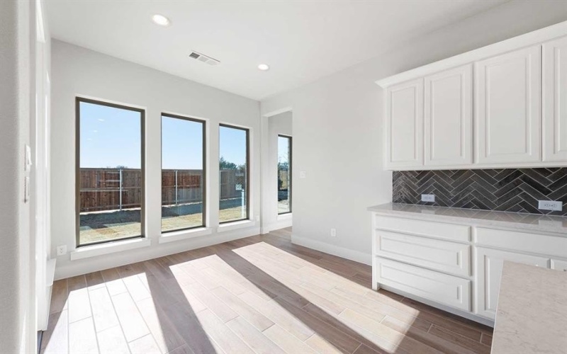 2410 Shane Drive, Midlothian, TX 76065, 4 Bedrooms Bedrooms, ,3 BathroomsBathrooms,Residential,For Sale,2410 Shane Drive,20699187
