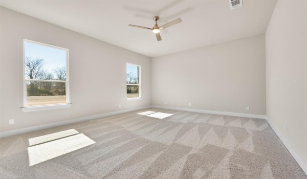 1040 Julian Drive, Van Alstyne, TX 75495, 4 Bedrooms Bedrooms, ,2 BathroomsBathrooms,Residential,For Sale,1040 Julian Drive,20699265