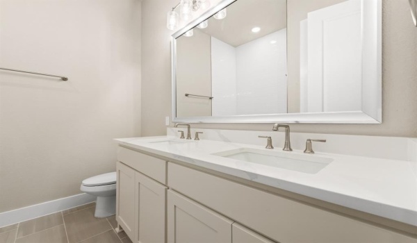 1040 Julian Drive, Van Alstyne, TX 75495, 4 Bedrooms Bedrooms, ,2 BathroomsBathrooms,Residential,For Sale,1040 Julian Drive,20699265
