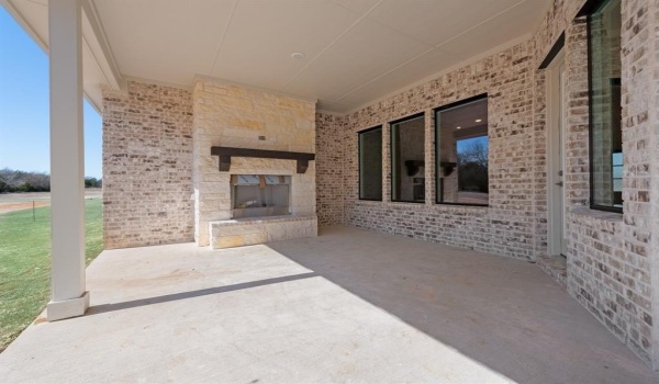 1040 Julian Drive, Van Alstyne, TX 75495, 4 Bedrooms Bedrooms, ,2 BathroomsBathrooms,Residential,For Sale,1040 Julian Drive,20699265