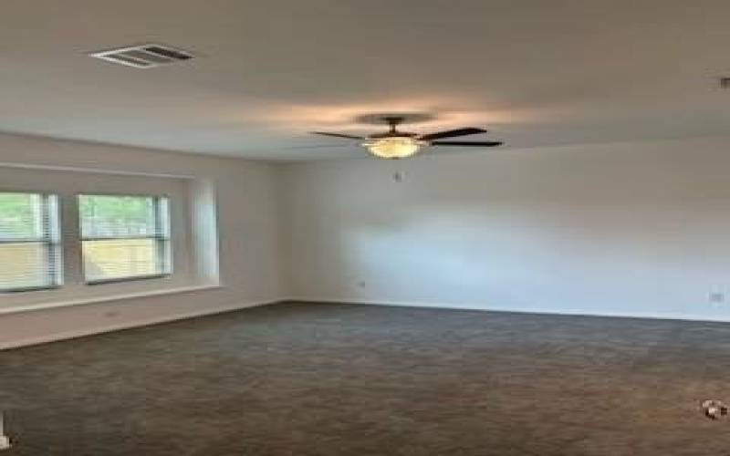 6059 Plum Dale Road, Dallas, TX 75241, 3 Bedrooms Bedrooms, ,2 BathroomsBathrooms,Residential,For Sale,6059 Plum Dale Road,20699307