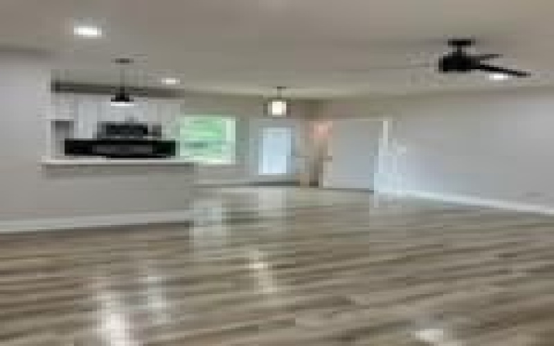 6063 Plum Dale Road, Dallas, TX 75241, 3 Bedrooms Bedrooms, ,2 BathroomsBathrooms,Residential,For Sale,6063 Plum Dale Road,20699397