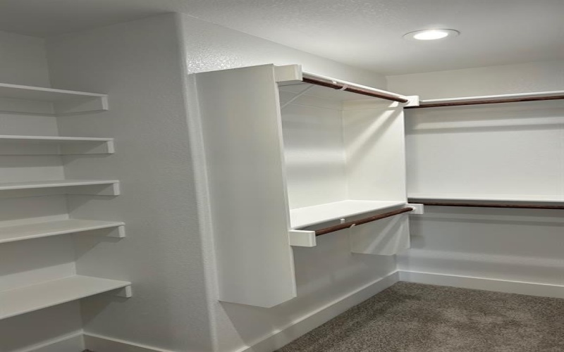 2962 Kavasar Drive, Dallas, TX 75241, 3 Bedrooms Bedrooms, ,2 BathroomsBathrooms,Residential,For Sale,2962 Kavasar Drive,20699487