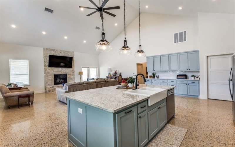 1656 County Road 604, Farmersville, TX 75442, 3 Bedrooms Bedrooms, ,2 BathroomsBathrooms,Residential,For Sale,1656 County Road 604,20699645