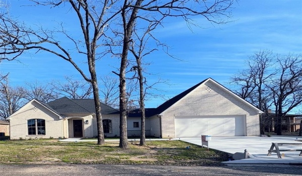 108 Southern Pine Place, Mabank, TX 75156, 3 Bedrooms Bedrooms, ,2 BathroomsBathrooms,Residential,For Sale,108 Southern Pine Place,20699686