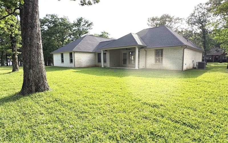 108 Southern Pine Place, Mabank, TX 75156, 3 Habitaciones Habitaciones , ,2 BañosBaños,Residential,En Venta,108 Southern Pine Place,20699686