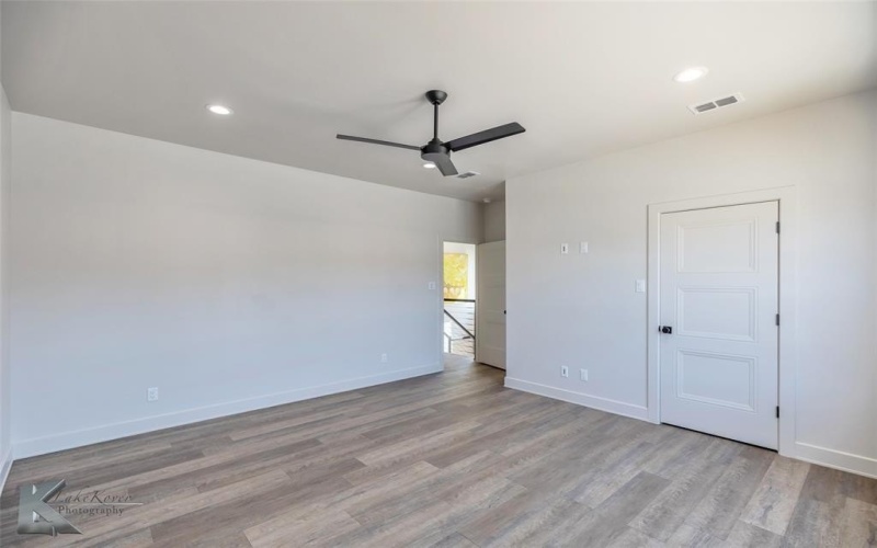 215 Pecan Street, Abilene, TX 79602, 4 Bedrooms Bedrooms, ,2 BathroomsBathrooms,Residential,For Sale,215 Pecan Street,20700439