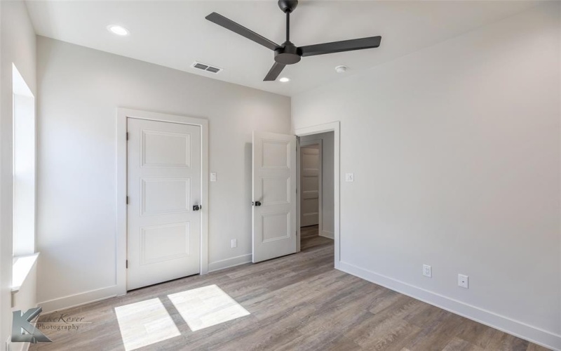 215 Pecan Street, Abilene, TX 79602, 4 Bedrooms Bedrooms, ,2 BathroomsBathrooms,Residential,For Sale,215 Pecan Street,20700439