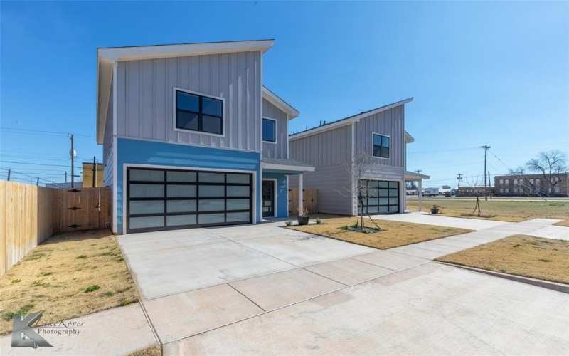 215 Pecan Street, Abilene, TX 79602, 4 Bedrooms Bedrooms, ,2 BathroomsBathrooms,Residential,For Sale,215 Pecan Street,20700439