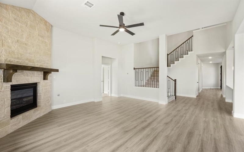 212 Rosewood Drive, Glenn Heights, TX 75154, 4 Habitaciones Habitaciones , ,3 BañosBaños,Residential,En Venta,212 Rosewood Drive,20700852