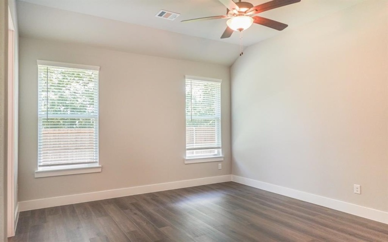 956 Tesslynn Avenue, Godley, TX 76044, 3 Habitaciones Habitaciones , ,2 BañosBaños,Residential,En Venta,956 Tesslynn Avenue,20701217