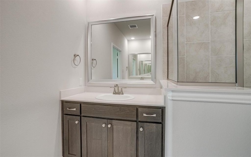 8230 Honeywell Avenue, Greenville, TX 75402, 4 Habitaciones Habitaciones , ,3 BañosBaños,Residential,En Venta,8230 Honeywell Avenue,20701408