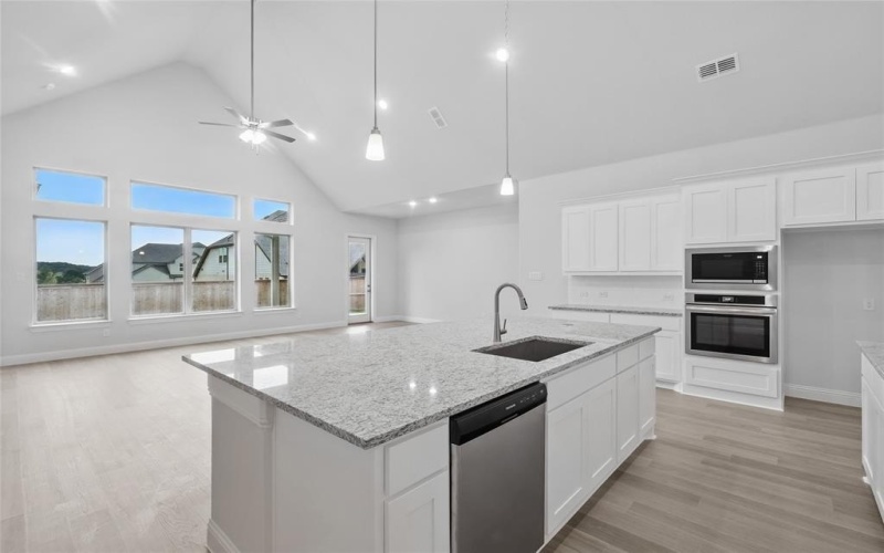 305 Fire Blade Drive, Aledo, TX 76008, 4 Bedrooms Bedrooms, ,3 BathroomsBathrooms,Residential,For Sale,305 Fire Blade Drive,20701961