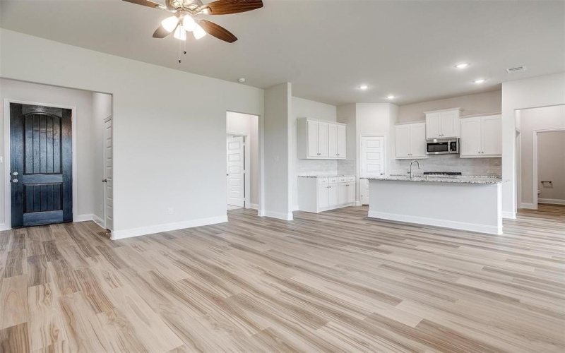 8240 Honeywell, Greenville, TX 75402, 5 Bedrooms Bedrooms, ,5 BathroomsBathrooms,Residential,For Sale,8240 Honeywell,20702095