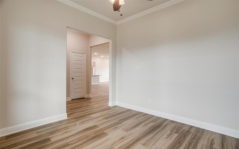 8240 Honeywell, Greenville, TX 75402, 5 Bedrooms Bedrooms, ,5 BathroomsBathrooms,Residential,For Sale,8240 Honeywell,20702095