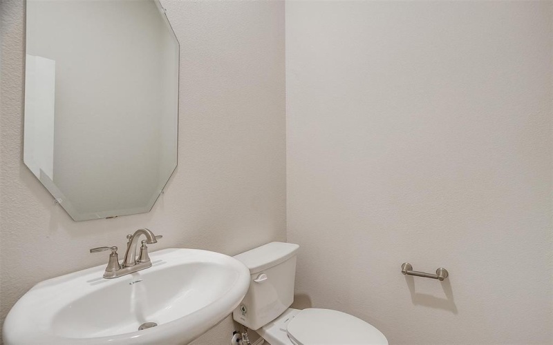 8240 Honeywell, Greenville, TX 75402, 5 Bedrooms Bedrooms, ,5 BathroomsBathrooms,Residential,For Sale,8240 Honeywell,20702095