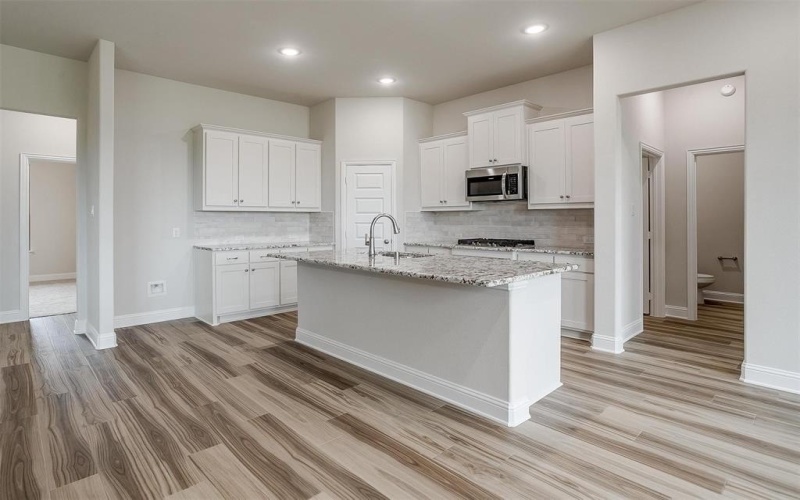 8240 Honeywell, Greenville, TX 75402, 5 Bedrooms Bedrooms, ,5 BathroomsBathrooms,Residential,For Sale,8240 Honeywell,20702095