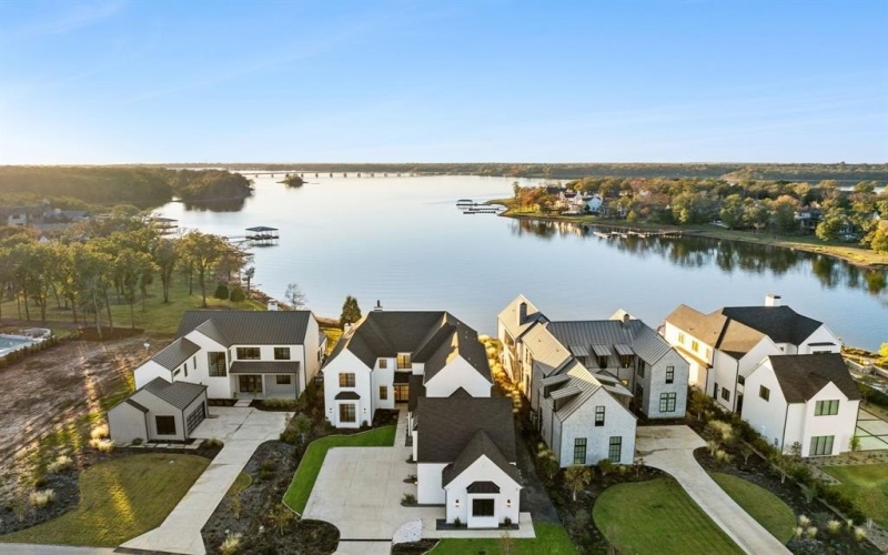 12115 Lighthouse Lane W, Malakoff, TX 75148, 9 Bedrooms Bedrooms, ,9 BathroomsBathrooms,Residential,For Sale,12115 Lighthouse Lane W,20702101