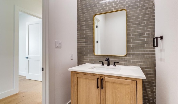 4426 Bonham Street, Dallas, TX 75229, 5 Bedrooms Bedrooms, ,6 BathroomsBathrooms,Residential,For Sale,4426 Bonham Street,20702328