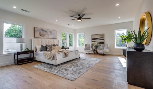 4426 Bonham Street, Dallas, TX 75229, 5 Bedrooms Bedrooms, ,6 BathroomsBathrooms,Residential,For Sale,4426 Bonham Street,20702328
