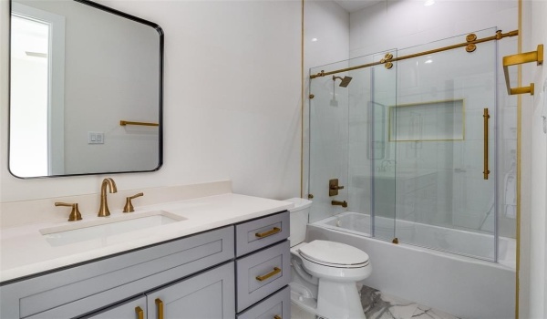 4426 Bonham Street, Dallas, TX 75229, 5 Bedrooms Bedrooms, ,6 BathroomsBathrooms,Residential,For Sale,4426 Bonham Street,20702328