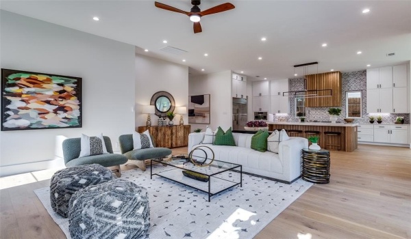 4426 Bonham Street, Dallas, TX 75229, 5 Bedrooms Bedrooms, ,6 BathroomsBathrooms,Residential,For Sale,4426 Bonham Street,20702328
