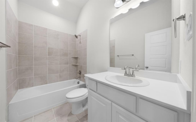 2750 Canvas Back Drive, Greenville, TX 75402, 4 Bedrooms Bedrooms, ,2 BathroomsBathrooms,Residential,For Sale,2750 Canvas Back Drive,20720803