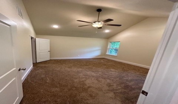 825 W Walker Street, Denison, TX 75020, 3 Habitaciones Habitaciones , ,2 BañosBaños,Residential,En Venta,825 W Walker Street,20721058
