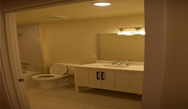 825 W Walker Street, Denison, TX 75020, 3 Habitaciones Habitaciones , ,2 BañosBaños,Residential,En Venta,825 W Walker Street,20721058