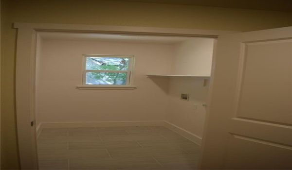 825 W Walker Street, Denison, TX 75020, 3 Habitaciones Habitaciones , ,2 BañosBaños,Residential,En Venta,825 W Walker Street,20721058