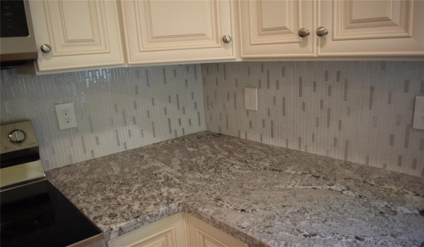 825 W Walker Street, Denison, TX 75020, 3 Habitaciones Habitaciones , ,2 BañosBaños,Residential,En Venta,825 W Walker Street,20721058
