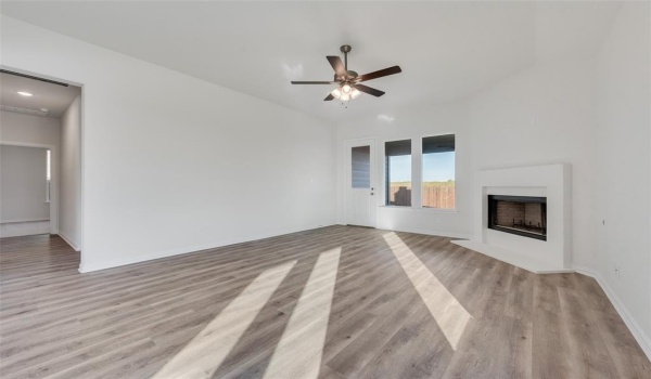 624 Juneau Street, Gainesville, TX 76240, 4 Bedrooms Bedrooms, ,2 BathroomsBathrooms,Residential,For Sale,624 Juneau Street,20721354