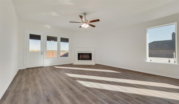 624 Juneau Street, Gainesville, TX 76240, 4 Bedrooms Bedrooms, ,2 BathroomsBathrooms,Residential,For Sale,624 Juneau Street,20721354