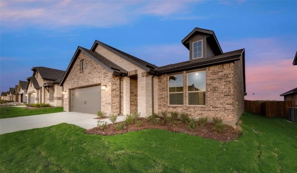 704 Juneau Street, Gainesville, TX 76240, 4 Bedrooms Bedrooms, ,2 BathroomsBathrooms,Residential,For Sale,704 Juneau Street,20721554