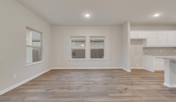 3530 Austin Street, Gainesville, TX 76240, 4 Bedrooms Bedrooms, ,3 BathroomsBathrooms,Residential,For Sale,3530 Austin Street,20721775