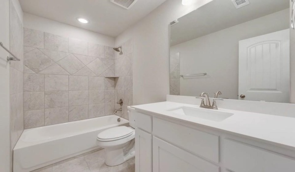 3530 Austin Street, Gainesville, TX 76240, 4 Bedrooms Bedrooms, ,3 BathroomsBathrooms,Residential,For Sale,3530 Austin Street,20721775