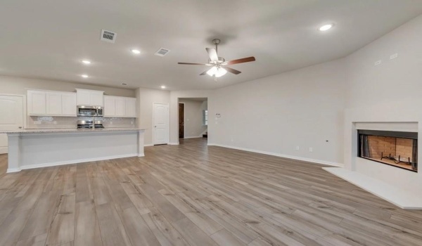 3530 Austin Street, Gainesville, TX 76240, 4 Bedrooms Bedrooms, ,3 BathroomsBathrooms,Residential,For Sale,3530 Austin Street,20721775