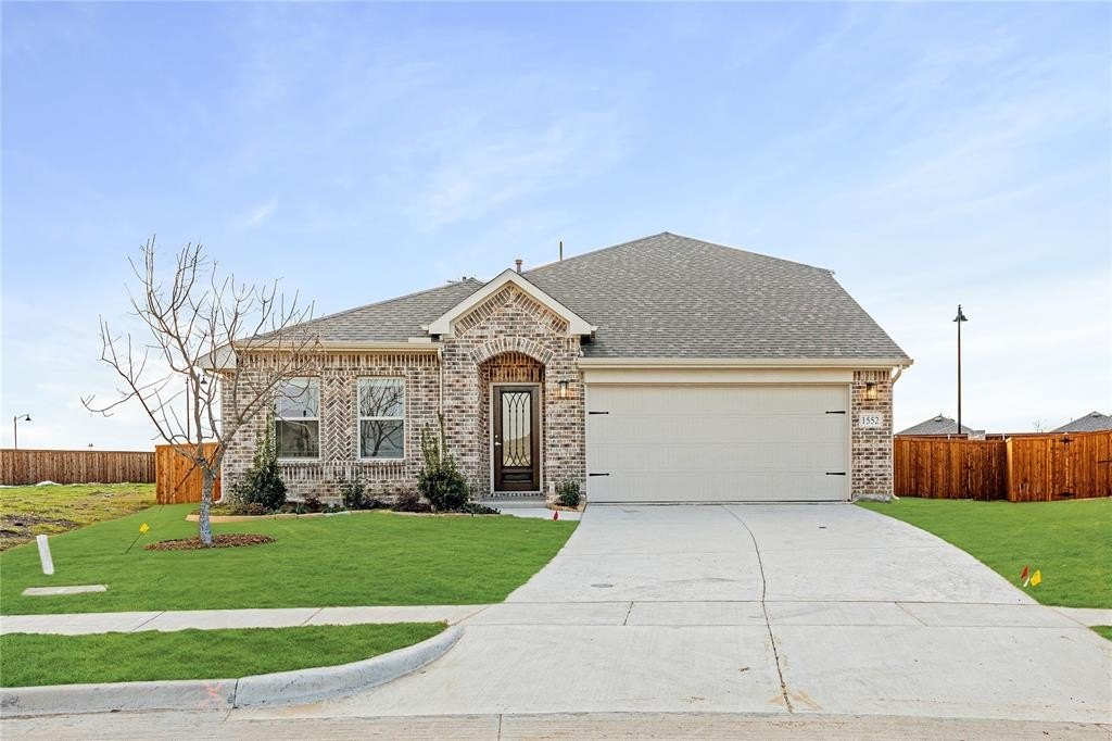 1552 Laurel Avenue, Aubrey, TX 76227, 5 Bedrooms Bedrooms, ,3 BathroomsBathrooms,Residential,For Sale,1552 Laurel Avenue,20722473