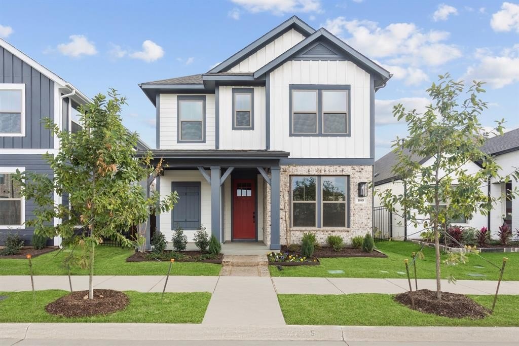 1048 Almond Blossom Circle, Crowley, TX 76036, 3 Habitaciones Habitaciones , ,2 BañosBaños,Residential,En Venta,1048 Almond Blossom Circle,20722506