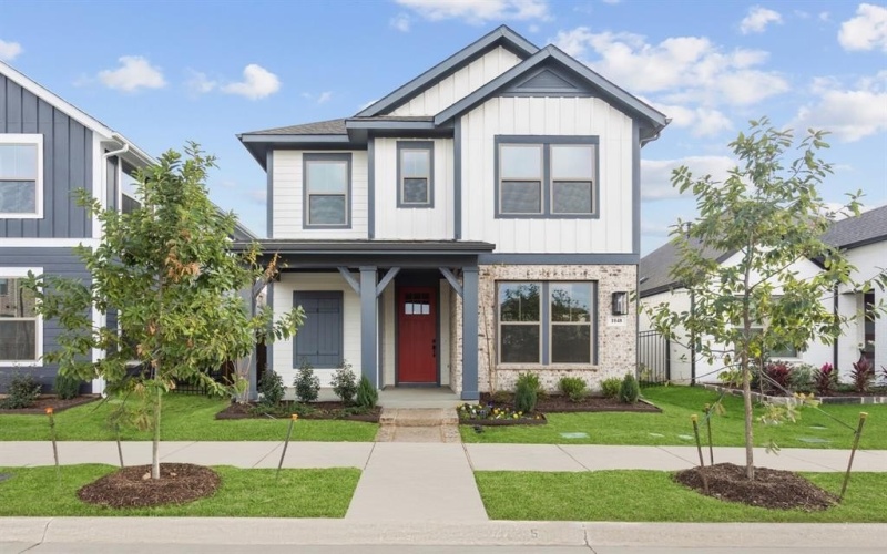 1048 Almond Blossom Circle, Crowley, TX 76036, 3 Habitaciones Habitaciones , ,2 BañosBaños,Residential,En Venta,1048 Almond Blossom Circle,20722506