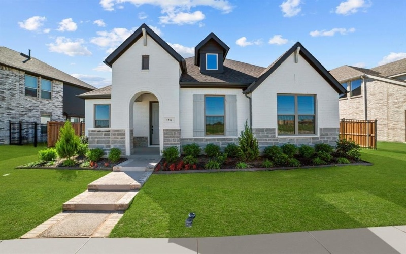1216 Carnation Drive, Crowley, TX 76036, 3 Bedrooms Bedrooms, ,2 BathroomsBathrooms,Residential,For Sale,1216 Carnation Drive,20722517