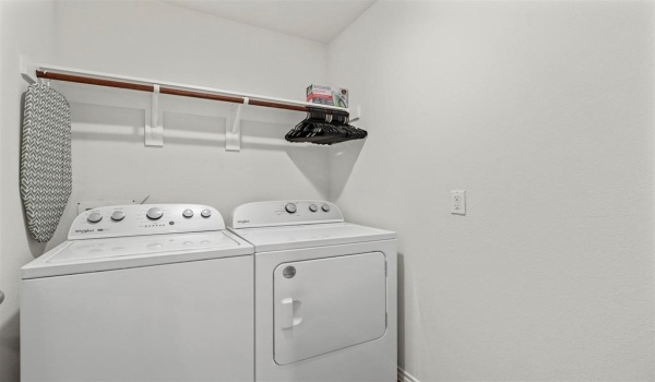 2409 Burleson Drive, Sherman, TX 75090, 3 Bedrooms Bedrooms, ,2 BathroomsBathrooms,Residential Lease,For Rent,2409 Burleson Drive,20722736