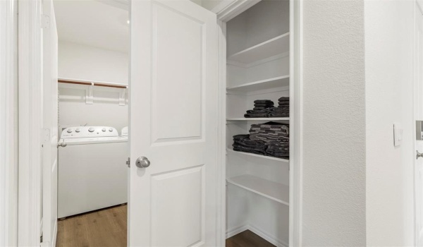 2409 Burleson Drive, Sherman, TX 75090, 3 Bedrooms Bedrooms, ,2 BathroomsBathrooms,Residential Lease,For Rent,2409 Burleson Drive,20722736