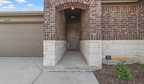 2409 Burleson Drive, Sherman, TX 75090, 3 Bedrooms Bedrooms, ,2 BathroomsBathrooms,Residential Lease,For Rent,2409 Burleson Drive,20722736