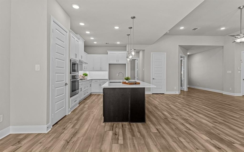 4730 Prairie Crest Lane, Arlington, TX 76005, 2 Habitaciones Habitaciones , ,2 BañosBaños,Residential,En Venta,4730 Prairie Crest Lane,20722741